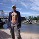 Dima, 40