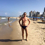 Max, 44