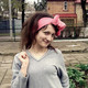 Veronika, 33