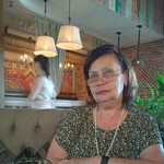 M����, 74